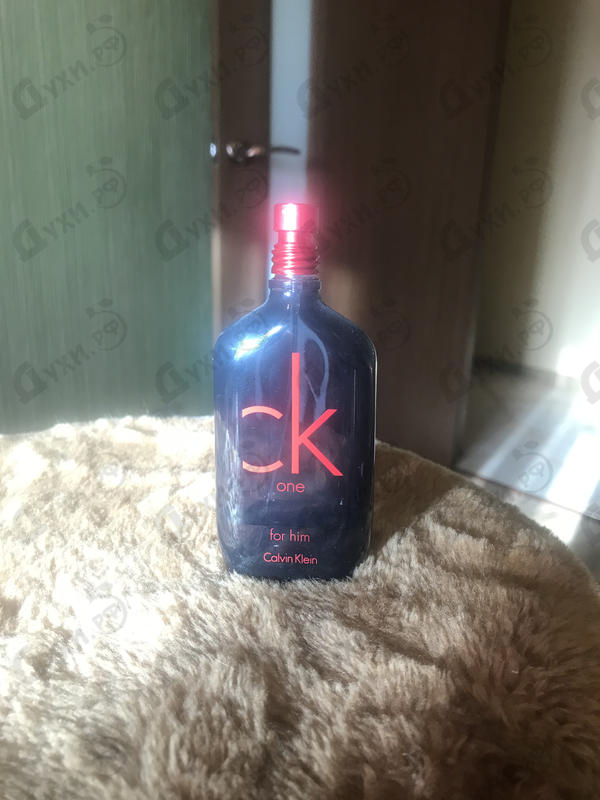 ck one red men